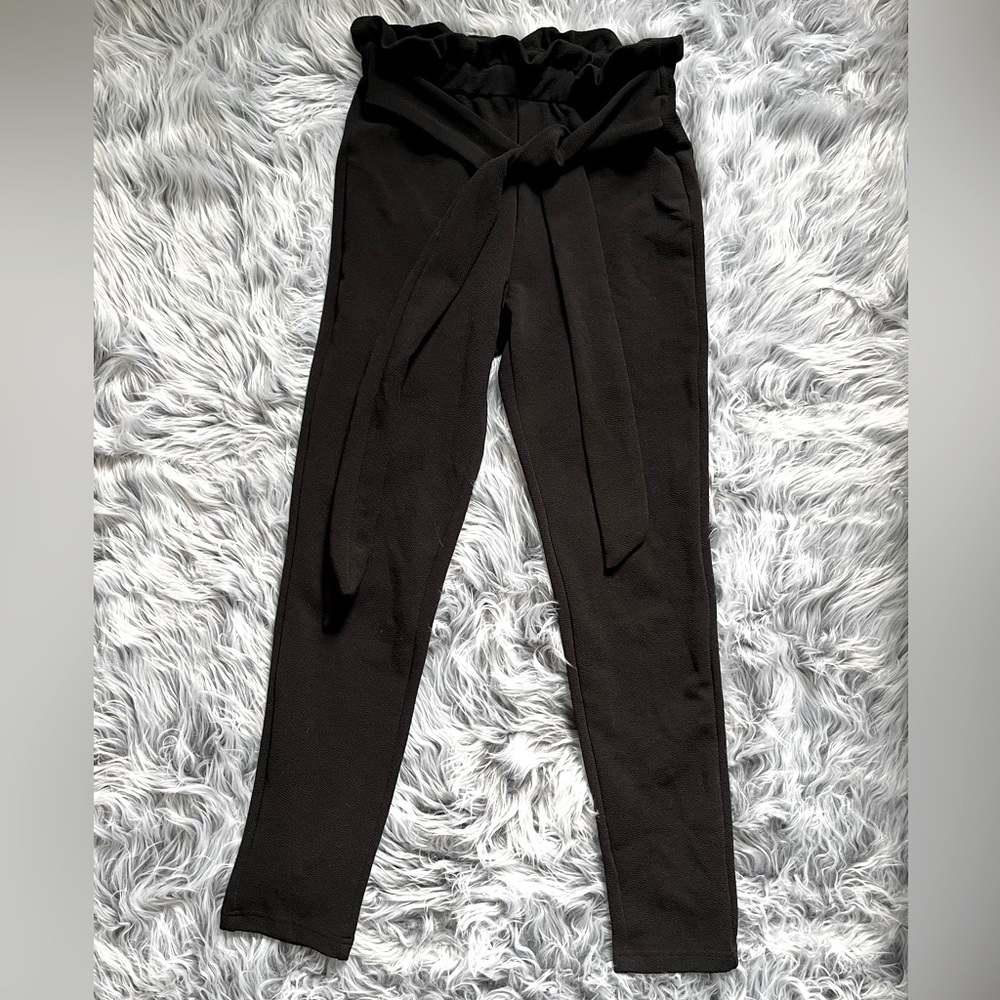 Shein Women's High Waist Paper Bag Work Pants Stretchy Trouser with Belt Small